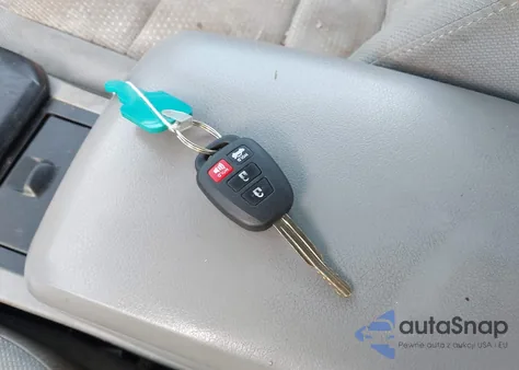 2014 Toyota Camry Le z USA, uszkodzony, nr VIN 4T1BF1FK1EU326083